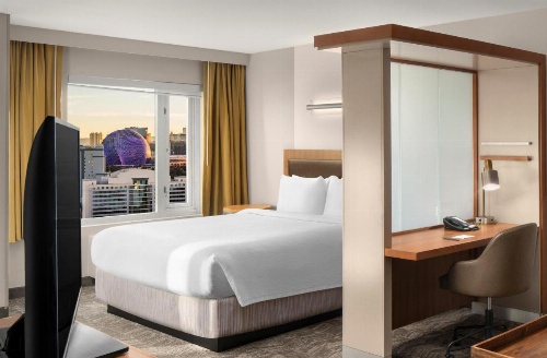SpringHill Suites by Marriott Las Vegas Convention Center image 6